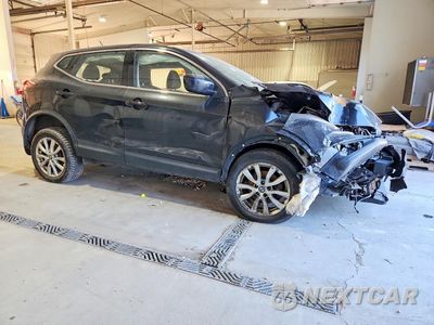 Czwarte zdjęcie samochodu z boku: 2021 NISSAN ROGUE SPORT S VIN:JN1BJ1AW1MW661833 - miniatura