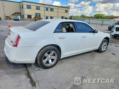 Trzecie zdjęcie samochodu z tyłu: 2014 CHRYSLER 300C VIN:2C3CCAETXEH238877 - miniatura