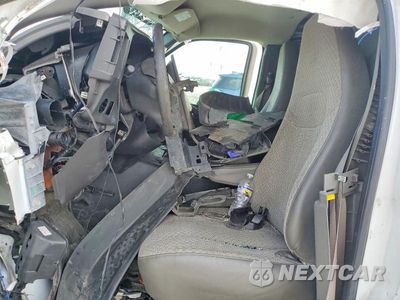 Zdjęcie 7 z 13 samochodu: 2014 GMC SAVANA G1500 VIN:1GTS7AFX2E1150742 - miniatura