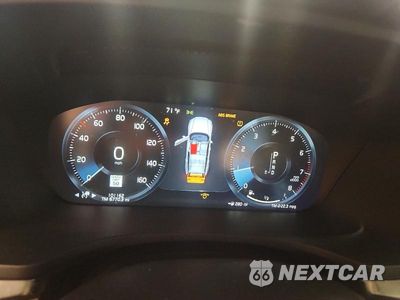 Zdjęcie 9 z 12 samochodu: 2020 VOLVO V60 CROSS COUNTRY T5 MOMENTUM VIN:YV4102WK7L1032447 - miniatura