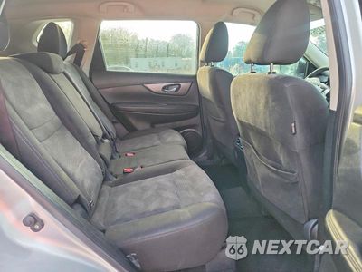 Zdjęcie 11 z 14 samochodu: 2016 NISSAN ROGUE S VIN:KNMAT2MT7GP732834 - miniatura