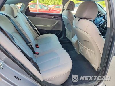 Zdjęcie 10 z 12 samochodu: 2016 HYUNDAI SONATA SE VIN:5NPE24AF2GH318094 - miniatura