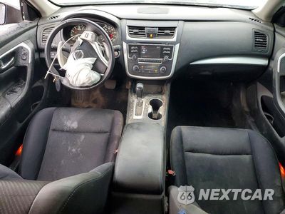 Zdjęcie 8 z 12 samochodu: 2016 NISSAN ALTIMA 2.5 SR VIN:1N4AL3AP4GC209698 - miniatura