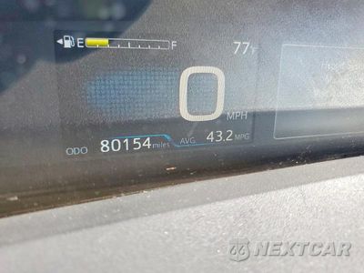 Zdjęcie 9 z 12 samochodu: 2017 TOYOTA PRIUS THREE VIN:JTDKARFU4H3529045 - miniatura