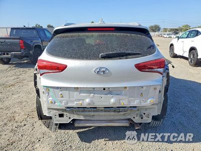 Zdjęcie 6 z 14 samochodu: 2018 HYUNDAI TUCSON SEL VIN:KM8J33A40JU693379 - miniatura