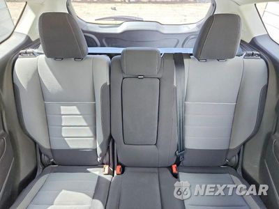 Zdjęcie 10 z 13 samochodu: 2013 FORD C-MAX SE VIN:1FADP5AU2DL524529 - miniatura