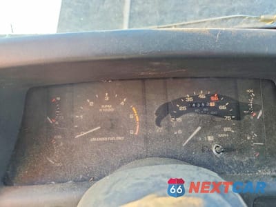 Zdjęcie 9 z 12 samochodu: 1989 FORD MUSTANG GT VIN:1FABP45E2KF204269 - miniatura