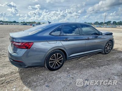 Trzecie zdjęcie samochodu z tyłu: 2022 VOLKSWAGEN JETTA SPORT VIN:3VWBM7BU8NM016664 - miniatura