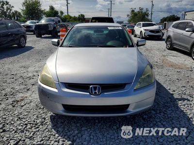 Piąte zdjęcie samochodu w środku: 2005 HONDA ACCORD LX VIN:1HGCM56465L003226 - miniatura