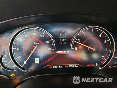 Zdjęcie 9 z 12 samochodu: 2018 BMW M550XI VIN:WBAJB9C53JB036472 - miniatura