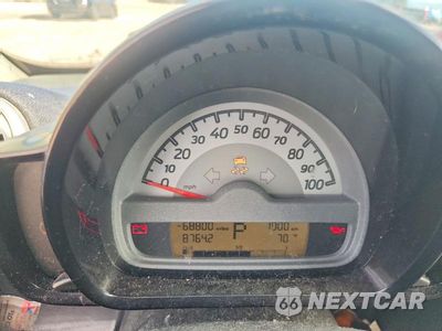 Zdjęcie 9 z 12 samochodu: 2013 SMART FORTWO PURE VIN:WMEEJ3BAXDK597230 - miniatura
