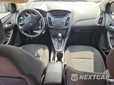 Zdjęcie 8 z 12 samochodu: 2016 FORD FOCUS SE VIN:1FADP3F25GL401551 - miniatura