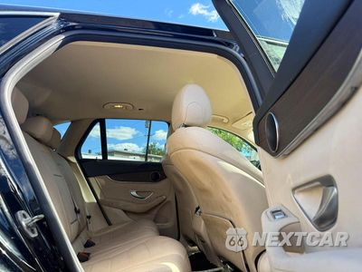 Zdjęcie 9 z 11 samochodu: 2022 MERCEDES-BENZ GLC 300 4MATIC VIN:W1N0G8EB3NV386436 - miniatura