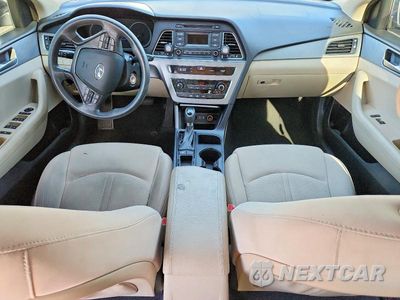 Zdjęcie 8 z 12 samochodu: 2017 HYUNDAI SONATA SE VIN:5NPE24AF9HH476109 - miniatura