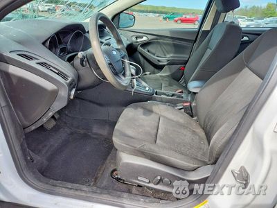 Zdjęcie 7 z 12 samochodu: 2016 FORD FOCUS SE VIN:1FADP3F20GL215142 - miniatura