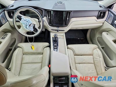 Zdjęcie 8 z 14 samochodu: 2018 VOLVO XC60 T6 INSCRIPTION VIN:YV4A22RL0J1035461 - miniatura