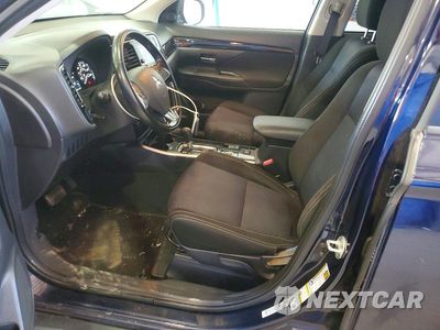 Zdjęcie 7 z 13 samochodu: 2017 MITSUBISHI OUTLANDER SE VIN:JA4AZ3A3XHZ006264 - miniatura