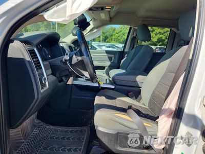 Zdjęcie 7 z 12 samochodu: 2016 RAM 1500 SLT VIN:1C6RR7GT1GS113791 - miniatura