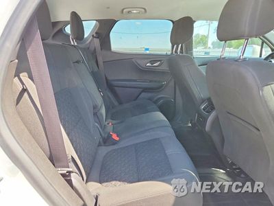 Zdjęcie 10 z 12 samochodu: 2019 CHEVROLET BLAZER 2LT VIN:3GNKBGRS0KS623847 - miniatura