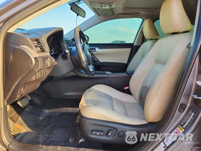 Zdjęcie 7 z 12 samochodu: 2012 LEXUS CT 200 VIN:JTHKD5BH1C2079912 - miniatura