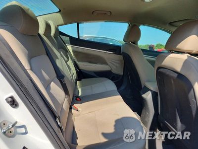 Zdjęcie 10 z 12 samochodu: 2019 HYUNDAI ELANTRA SEL VIN:5NPD84LF3KH477884 - miniatura