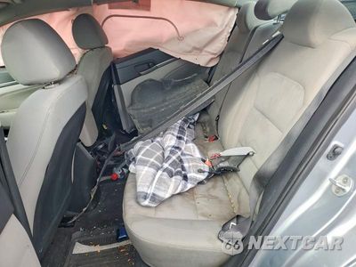 Zdjęcie 10 z 12 samochodu: 2017 HYUNDAI ELANTRA SE VIN:5NPD84LF6HH027185 - miniatura