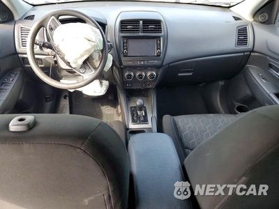 Zdjęcie 8 z 14 samochodu: 2022 MITSUBISHI OUTLANDER SPORT ES VIN:JA4APUAU2NU020883 - miniatura