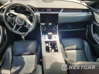 Zdjęcie 8 z 12 samochodu: 2021 JAGUAR XF R-DYNAMIC SE VIN:SAJBL4GX5MCY88423 - miniatura