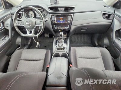Zdjęcie 8 z 14 samochodu: 2019 NISSAN ROGUE SV VIN:JN8AT2MV2KW381111 - miniatura