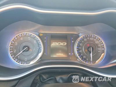 Zdjęcie 9 z 12 samochodu: 2015 CHRYSLER 200 LIMITED VIN:1C3CCCAB6FN600933 - miniatura
