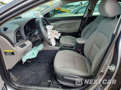 Zdjęcie 7 z 13 samochodu: 2017 HYUNDAI ELANTRA SE VIN:KMHD74LF4HU113373 - miniatura