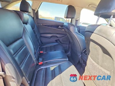 Zdjęcie 11 z 13 samochodu: 2019 KIA SORENTO EX V6 VIN:5XYPH4A53KG448383 - miniatura