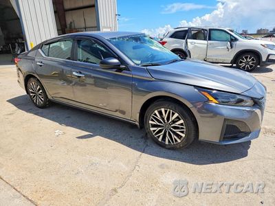 Czwarte zdjęcie samochodu z boku: 2025 NISSAN ALTIMA SV VIN:1N4BL4DV1SN343456 - miniatura