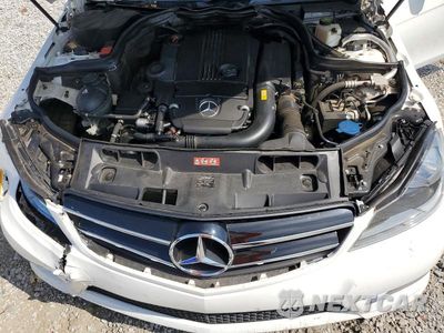 Zdjęcie 11 z 12 samochodu: 2014 MERCEDES-BENZ C 250 VIN:WDDGJ4HB7EG183569 - miniatura