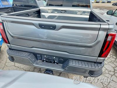 Zdjęcie 6 z 12 samochodu: 2025 GMC SIERRA K2500 DENALI VIN:1GT4UREY1SF260710 - miniatura