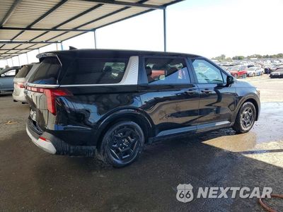 Trzecie zdjęcie samochodu z tyłu: 2025 KIA CARNIVAL LXS VIN:KNDNB5K36S6519333 - miniatura