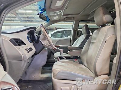 Zdjęcie 7 z 13 samochodu: 2013 TOYOTA SIENNA LIMITED 7-PASSENGER VIN:5TDDK3DC7DS066890 - miniatura