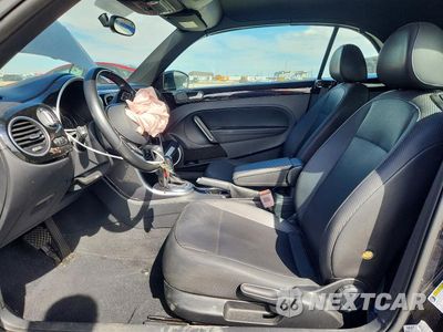 Zdjęcie 7 z 12 samochodu: 2018 VOLKSWAGEN BEETLE S VIN:3VW5DAAT4JM516012 - miniatura