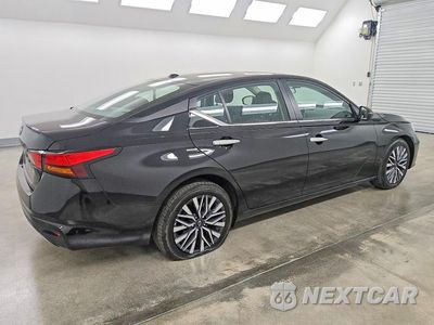 Trzecie zdjęcie samochodu z tyłu: 2025 NISSAN ALTIMA SV VIN:1N4BL4DV3SN367953 - miniatura