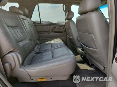 Zdjęcie 11 z 13 samochodu: 2004 TOYOTA SEQUOIA LIMITED VIN:5TDZT38A74S212541 - miniatura