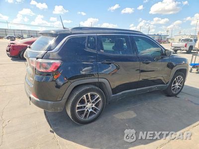Trzecie zdjęcie samochodu z tyłu: 2018 JEEP COMPASS LATITUDE VIN:3C4NJCBB4JT494452 - miniatura