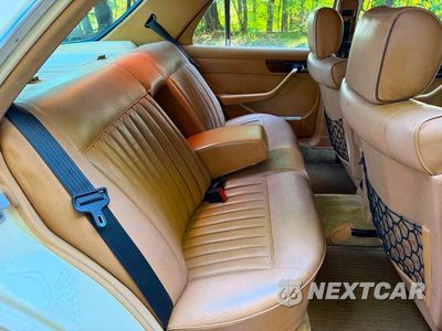 Zdjęcie 6 z 10 samochodu: 1983 MERCEDES-BENZ 300 SD VIN:WDBCB20AXDB047850 - miniatura