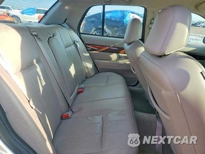 Zdjęcie 10 z 12 samochodu: 2008 MERCURY GRAND MARQUIS LS VIN:2MEHM75V48X624450 - miniatura