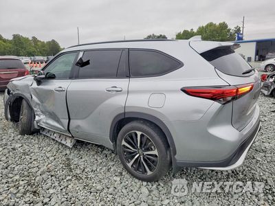 Drugie zdjęcie samochodu z przodu: 2021 TOYOTA HIGHLANDER XSE VIN:5TDLZRAHXMS034039 - miniatura