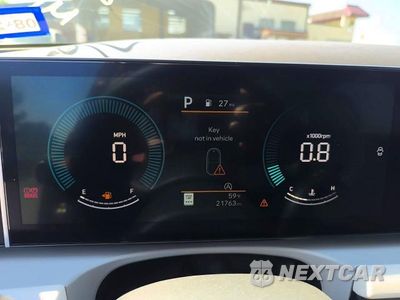 Zdjęcie 8 z 14 samochodu: 2025 HYUNDAI TUCSON SEL VIN:5NMJB3DE3SH464201 - miniatura
