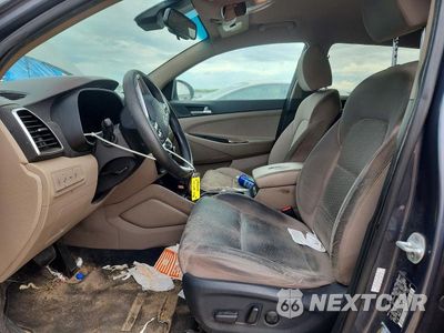 Zdjęcie 7 z 13 samochodu: 2019 HYUNDAI TUCSON VALUE VIN:KM8J33A4XKU987843 - miniatura