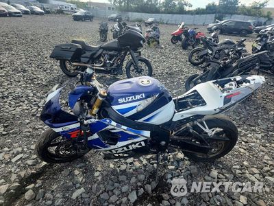 Trzecie zdjęcie samochodu z tyłu: 2003 SUZUKI GSX-R1000 VIN:JS1GT75A032104667 - miniatura