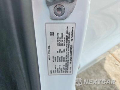 Zdjęcie 12 z 12 samochodu: 2023 TESLA MODEL 3 VIN:5YJ3E1EA6PF562017 - miniatura