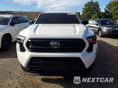 Piąte zdjęcie samochodu w środku: 2024 TOYOTA TACOMA SR VIN:3TYKD5HN5RT009172 - miniatura