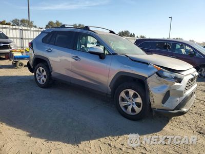 Czwarte zdjęcie samochodu z boku: 2019 TOYOTA RAV4 LE VIN:2T3K1RFV2KW028796 - miniatura
